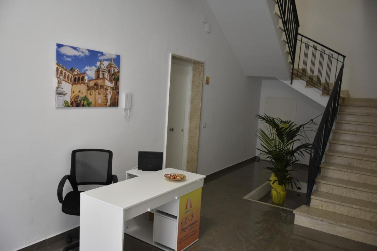 S.V Appartamenti Mazara del Vallo Bagian luar foto